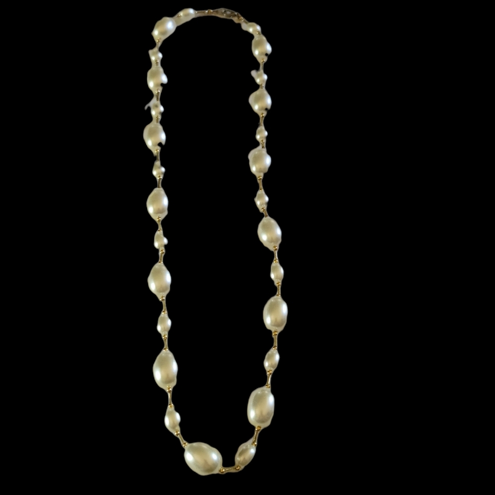 Vtg Necklace